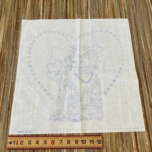 Puppy Dog Heart Pre-Printed Fabric for Embroidery or Paint Design #90199 - Picture 4 of 4